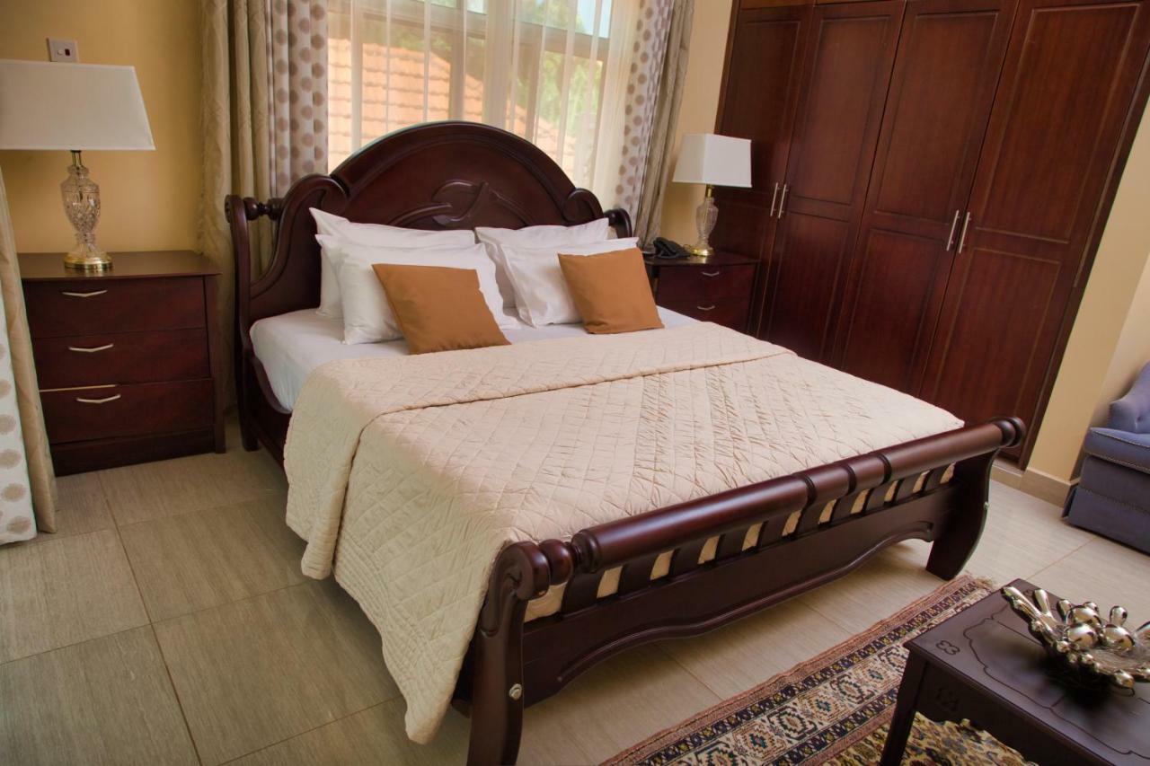 Lakepoint Villa Entebbe Eksteriør bilde