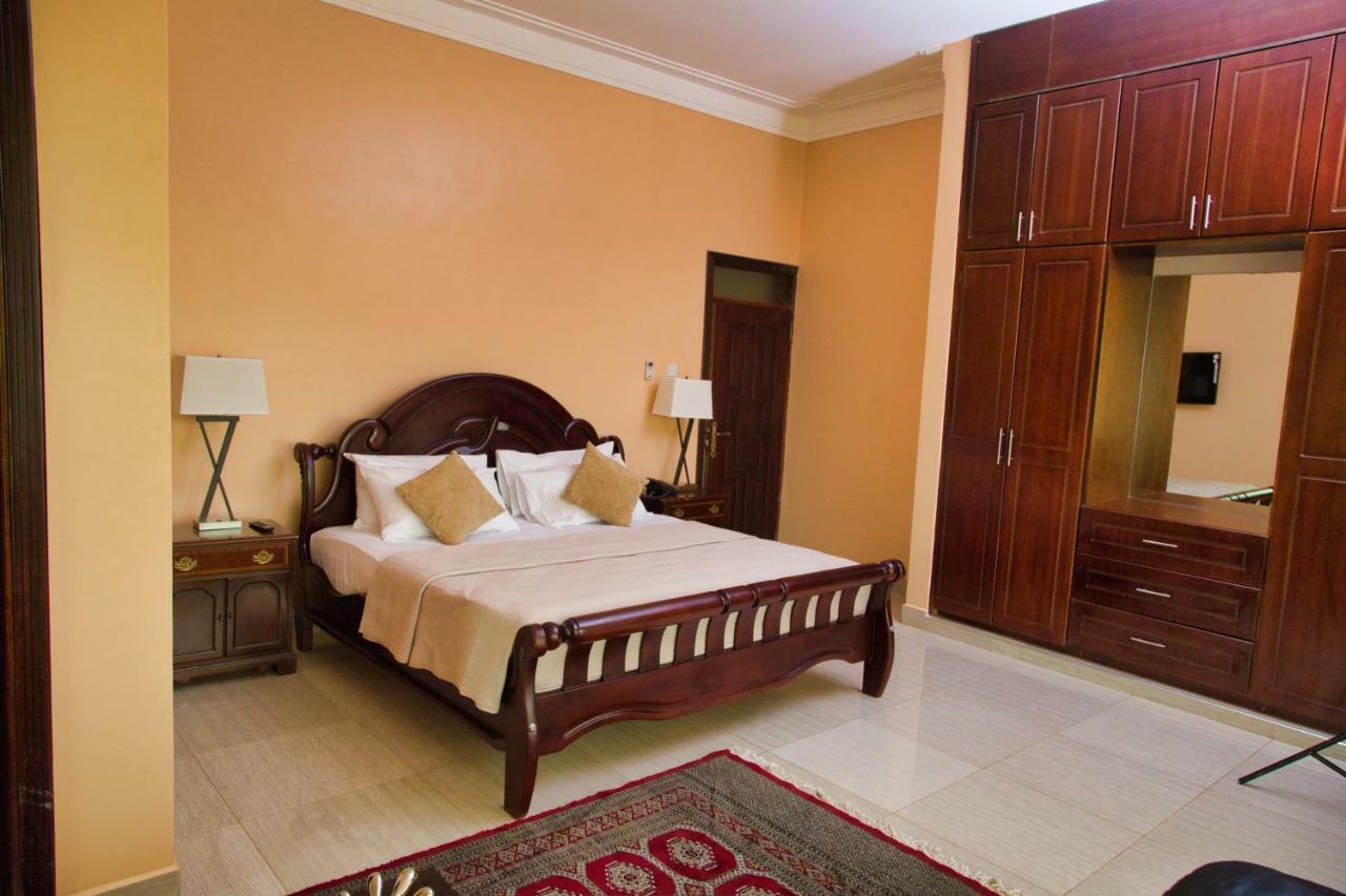 Lakepoint Villa Entebbe Eksteriør bilde