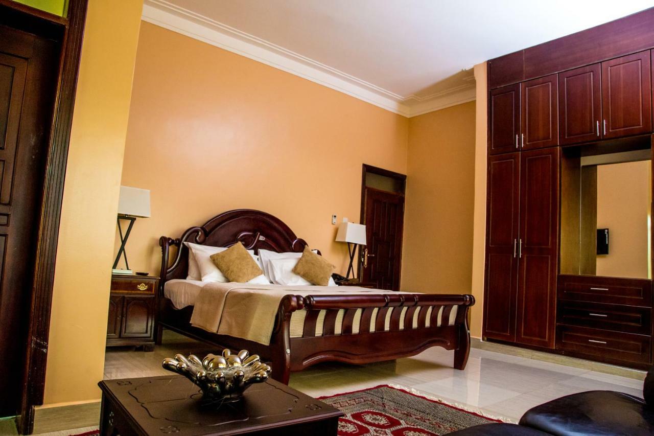 Lakepoint Villa Entebbe Eksteriør bilde